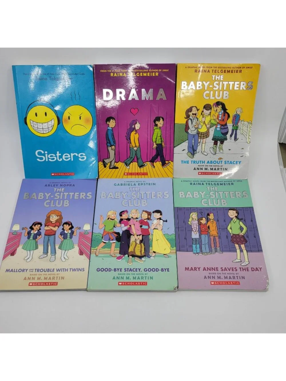 BABY SITTERS CLUB + Others Lot of Graphic Novels by Raina Telgemeier, Chapter Bo